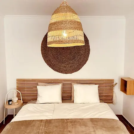 Superb Centre Town Apartment, 2 Bedrm, 2 Bathrm
