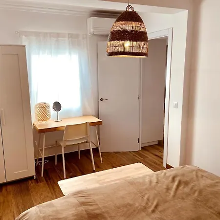 Superb Centre Town Apartment, 2 Bedrm, 2 Bathrm Fuengirola